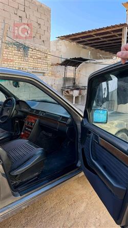 مرسيدس بنز E-Class